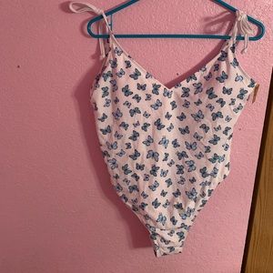 PINK VS 🦋 bathing suit